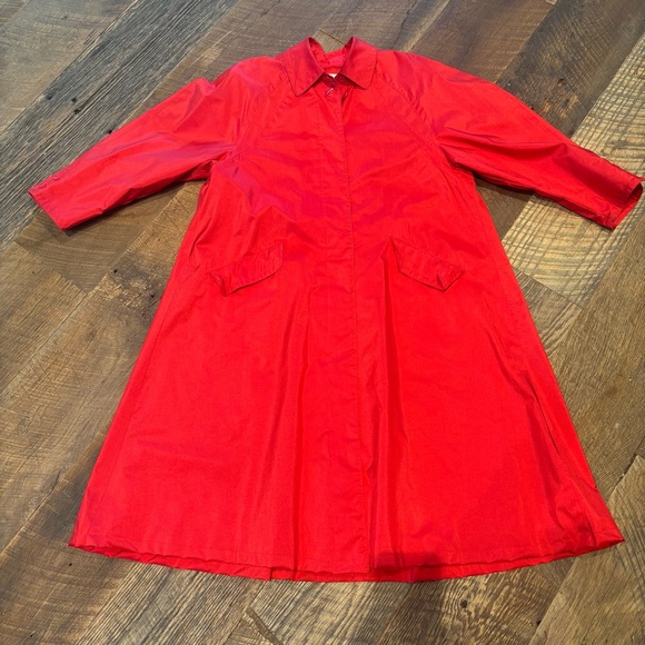 Vintage Red London Towne Trench Coat | Classic Rain Coat | 70s–80s